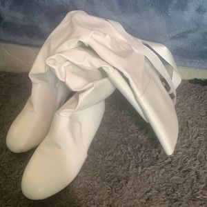 White boots, unworn, ordered from amazon, they werent the right size